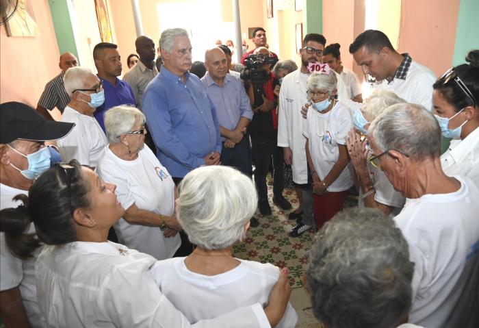 Recorrido de Diaz Canel por Caibarien