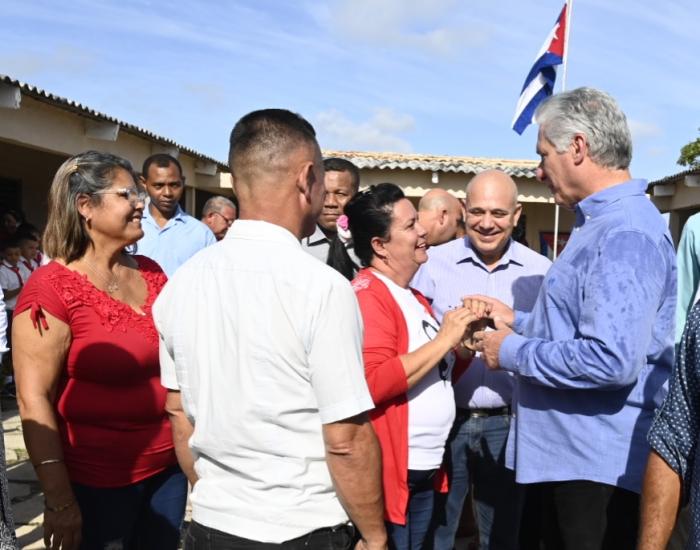 Recorrido de Diaz Canel por Caibarien