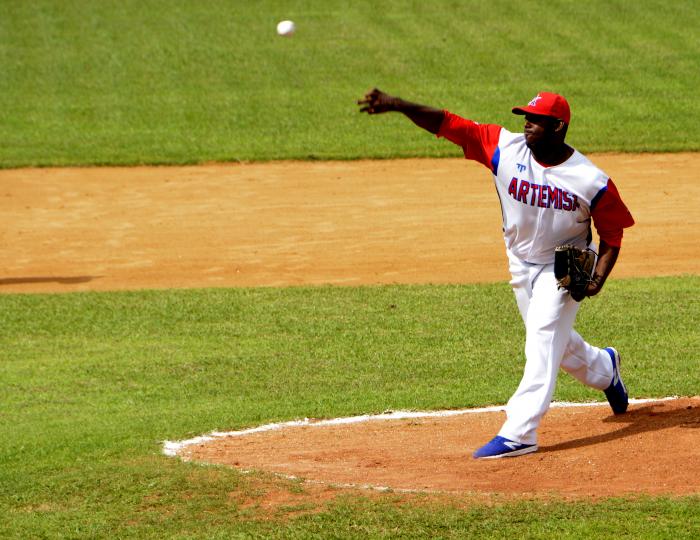 4to juego entre Artemisa vs Matanzas.