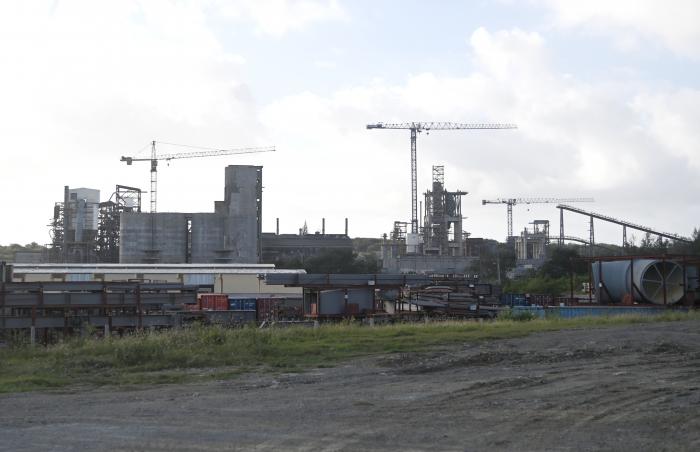 La modernización de la fábrica de cemento 26 de Julio está a un 65 % de ejecución. FOTO: ESTUDIOS REVOLUCIÓN