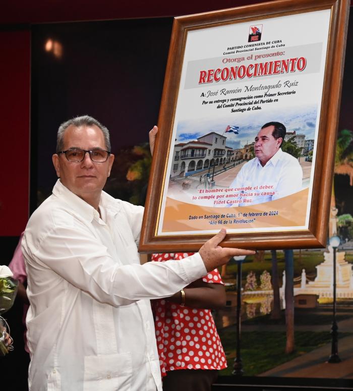 Homenaje a Monteagudo y conversa con la población