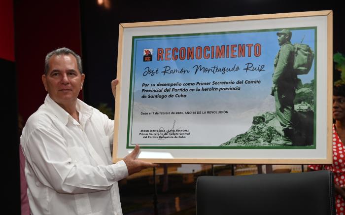 Homenaje a Monteagudo y conversa con la población