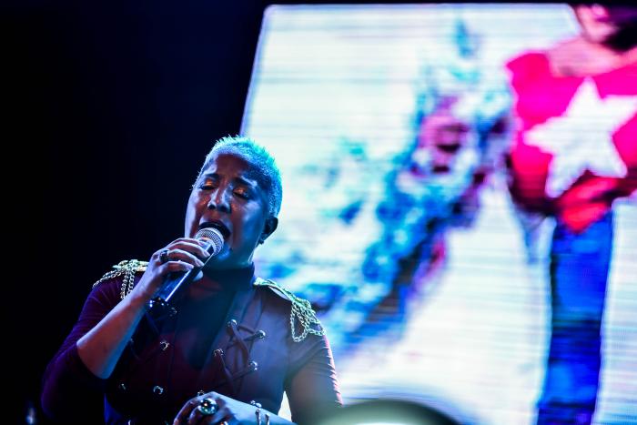 4ta Edición Habana-Cuba del Festival de la Salsa dedicado al 50 aniversario de los Van Van y al centenario del natalicio de Benny Moré; en el Parque Metropolitano; Haila (cantante)