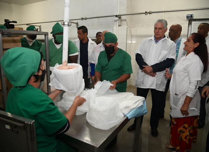Díaz Canel Cárdenas Complejo Lácteo