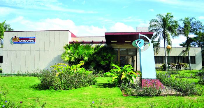 Aniversario 15 de la inauguracion del Laboratorio Antidoping en cuba Entrevista con su Director Rodny Monte de Oca y trabajadores.