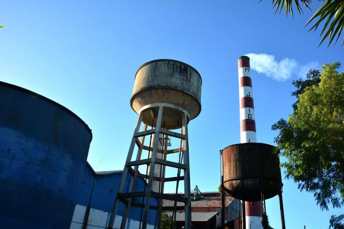 Unidad Empresarial de Base (UEB) Central 14 de Julio, del municipio Rodas, en la provincia de Cienfuegos, Cuba, está declarado listo para iniciar la zafra azucarera 2020-2021, el 26 de noviembre de 2020.  ACN  FOTO/Modesto GUTIÉRREZ CABO