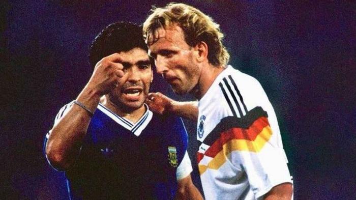 El ex futbolista alemán Andreas Brehme.