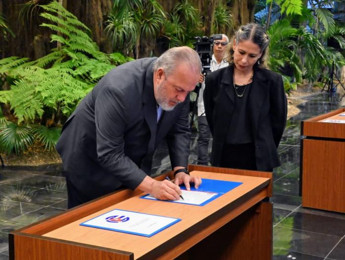 Firma Codigo de Etica