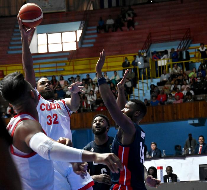 Baloncesto M Cuba vs EEUU Ventana America