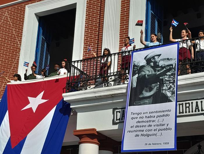 Fidel en Holguín 65 años
