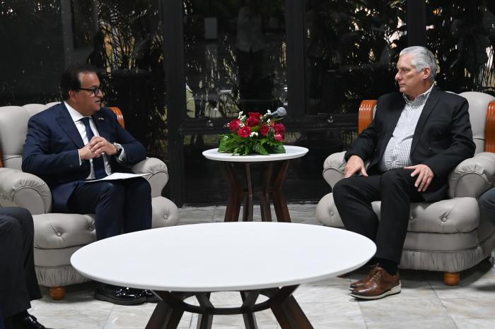 Encuentro con Ministro de Salud de Egipto