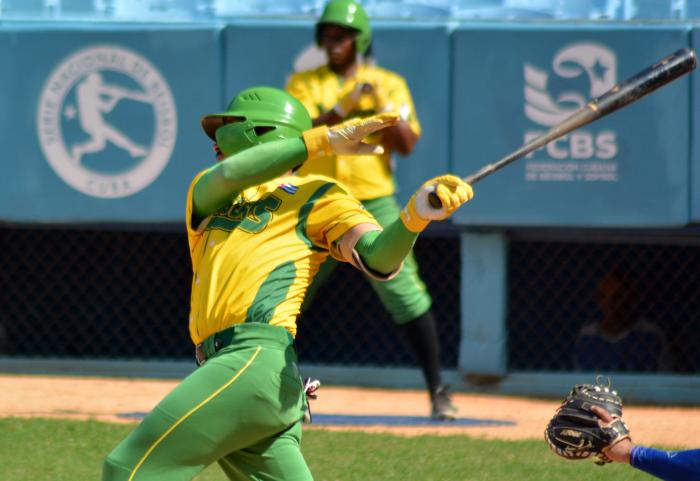 Serie 63 de Beisbol- IND vs PR Jose Julio Gónzalez