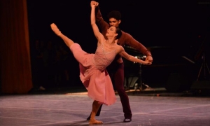 Viengsay Valdés y Ányelo Montero