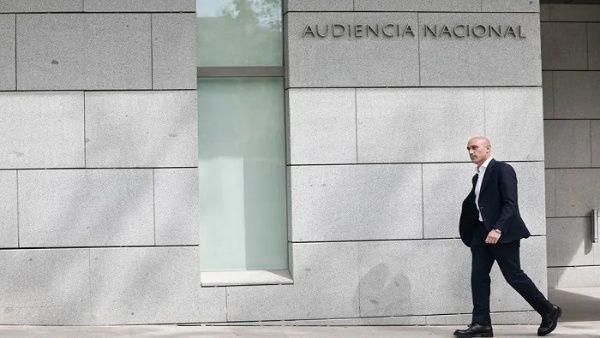 Detienen a expresidente del fútbol español