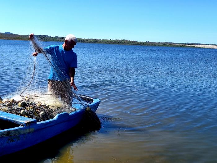 Ariel Piloto Sánchez tiene tres décadas de entrega al sector pesquero. FOTO: CLAUDIA THALIA SUÁREZ