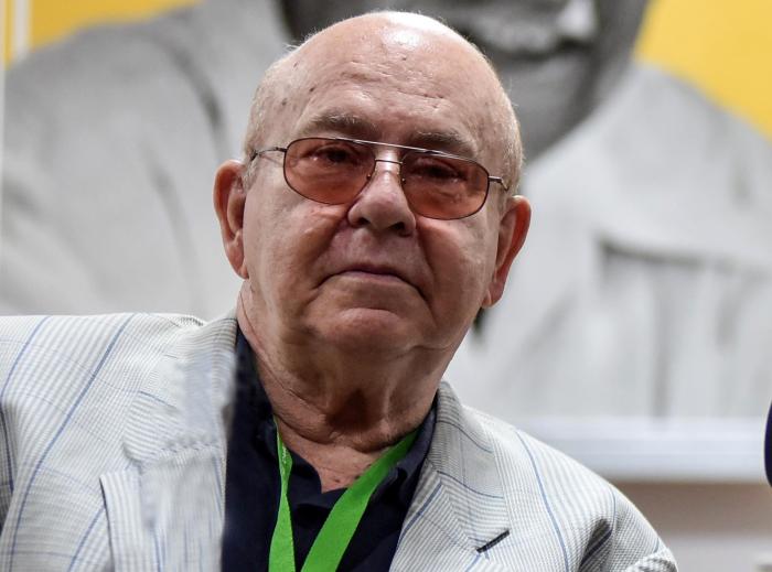 Homenaje a la Fundación Fernando Ortíz por sus 25 años de fundada y a Miguel Barnet (I) por sus 80 cumpleaños