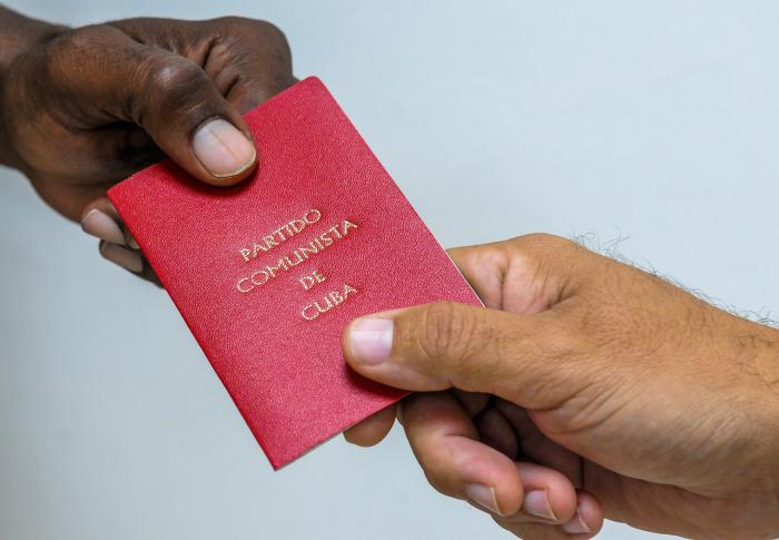 Carnet Militante PCC