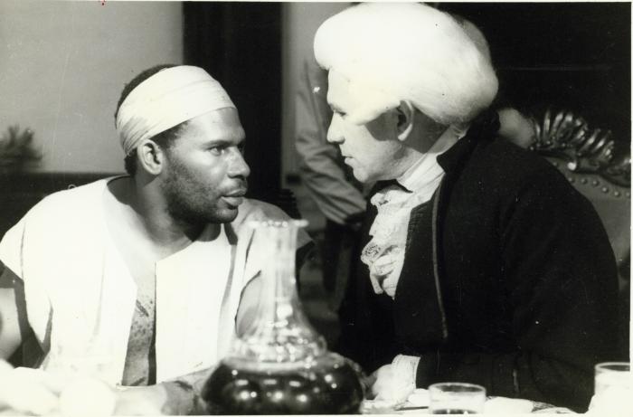 Película cubana La última cena, de Tomas Gutiérrez Alea. Idelfonso Tamayo (Izq) y Nelson Villagra (d)