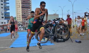 «El Triatlón de La Habana es un evento que cada año crece en calidad», expresó la Presidenta de World Triathlon. foto: Ricardo López Hevia 