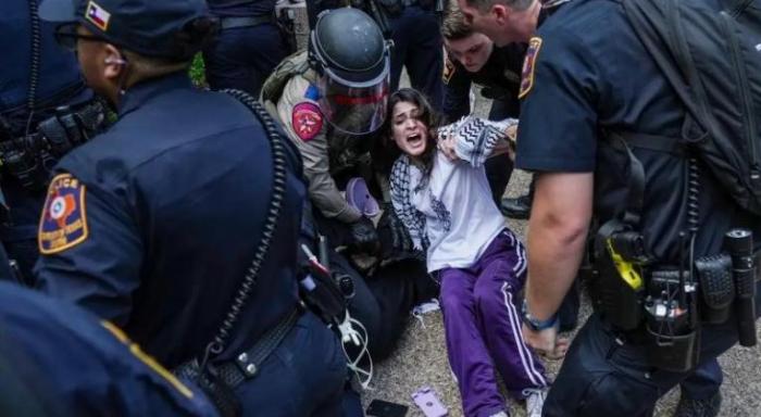 Represión en universidades de E.U.A.