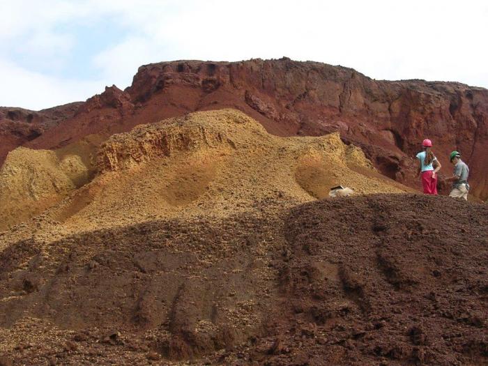 Ahondar en el conocimiento de la presencia de los llamados minerales críticos en nuestros yacimientos, forma parte de las líneas investigativas del Servicio Geológico Cubano.