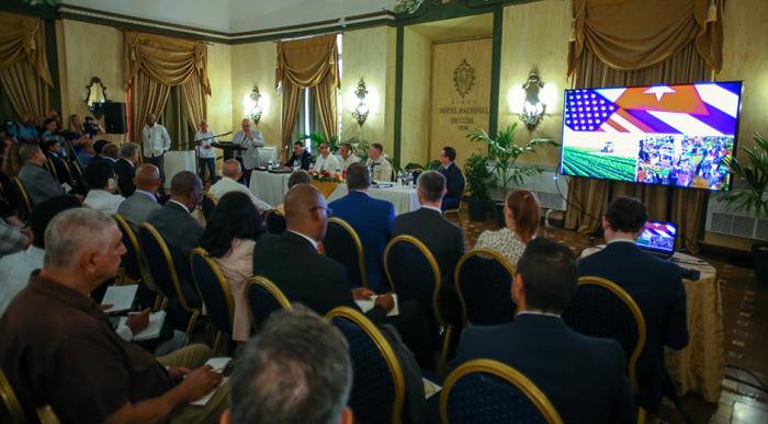 Conferencia agrícola Cuba-EE. UU