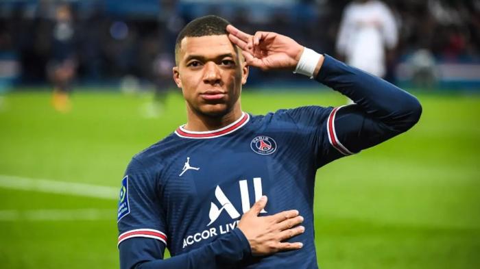 Kylian Mbappé se une al Real Madrid hasta 2029.  
foto: europa press