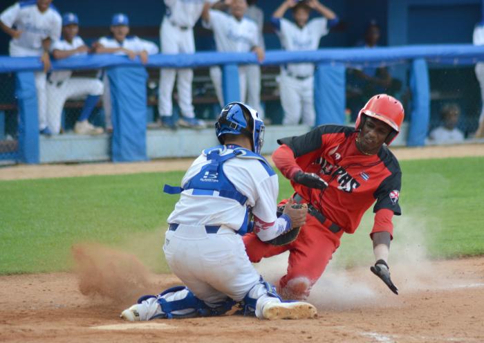 Beisbol-Serie63-Play Off STG vs IND