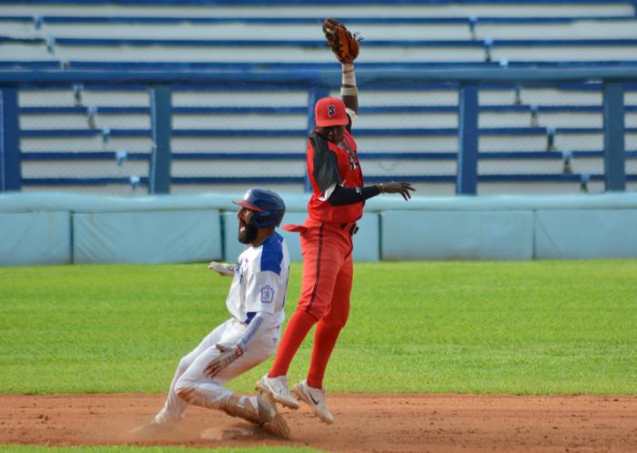 Beisbol-Serie63-Play Off STG vs IND