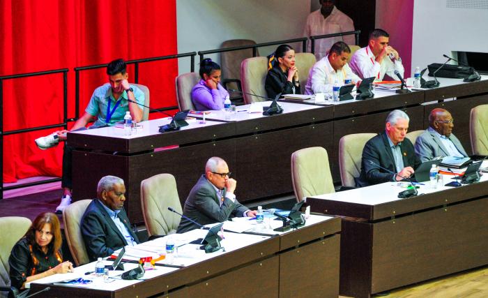 Tercer periódo Ordinario de sesiones X legislatura ANPP 2024, Palacio de Convenciones, Sesión plenaria presidido por el  Presidente, Miguel Díaz Canel Bermúdez