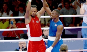 Boxeo Olimpico Erislandy Alvarez  pierde ante Lorenberto Alfonso