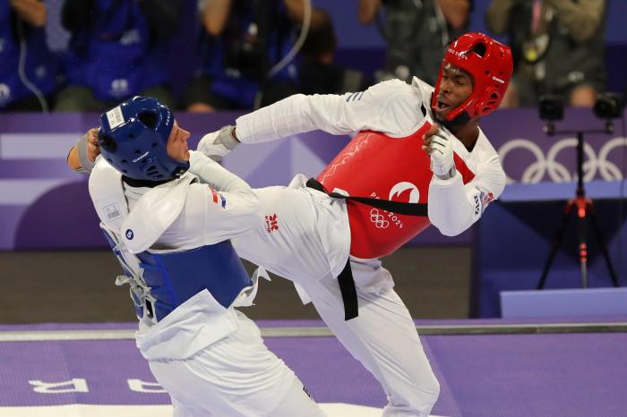 Alba es el único taekwondoca cubano doble medallista olímpico. FOTO: RICARDO LÓPEZ HEVIA