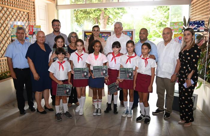 Palabras que inspiran refleja la necesidad de dialogar con las nuevas generaciones.