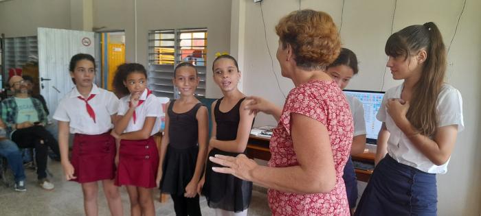 Espacio Cuentan los que cuentan cuentos, un ejercicio del teatro y la literatura. FOTO TOMADA 
DE LA PÁGINA DE FACEBOOK DEL CENTRO.