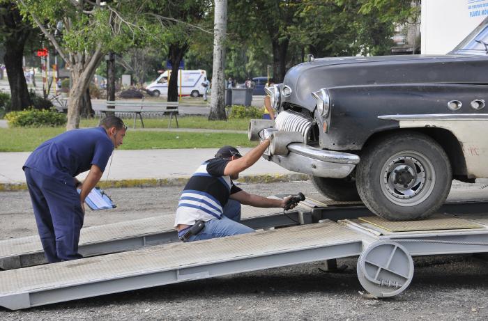 Posponen revisión técnica de vehículos armados por partes y piezas
