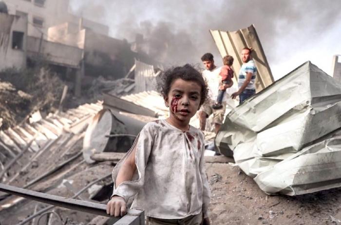 Cada jornada Gaza pierde por decenas a sus hijos, bajo el manto de la crueldad sin límites. foto: Al Mayadeen