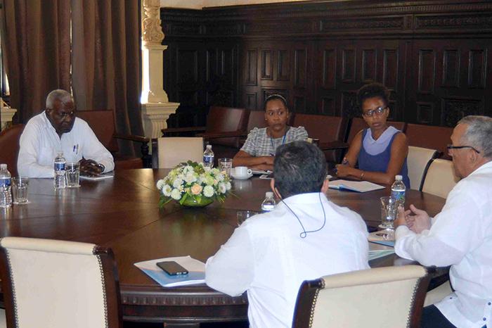 Recibió Esteban Lazo a embajador de Venezuela