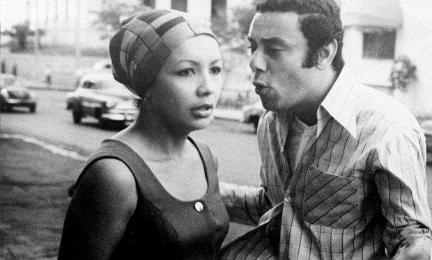 Fotograma de la película De cierta manera, Yolanda Cuéllar y Mario Balmaseda 