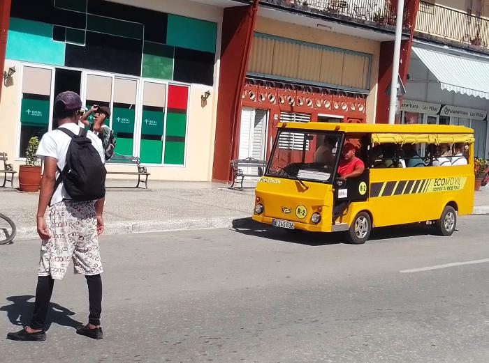 Ante el déficit de petróleo, estos medios, fabricados en Sancti Spíritus, pueden ofrecer sensible ayuda en la transportación urbana