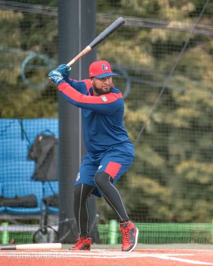 Roberto Baldoquín demostró su poderío ofensivo. foto: yuhki ohboshi