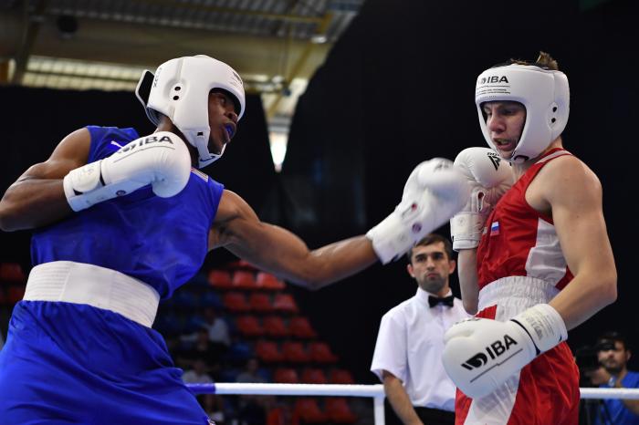 Yurisniel Abreu (75) le ganó al ruso Adan Murtazaliev. Foto: IBA