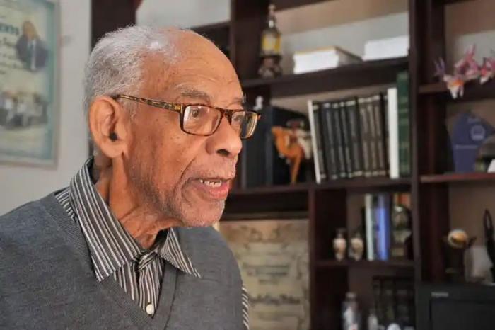 El profesor Dr. C. Juan Virgilio López Palacio