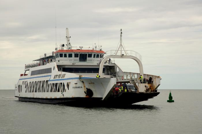 Suspendida navegación del ferry Perseverancia por afectaciones en el canal 