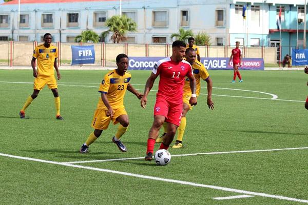 Se aleja la Copa Oro