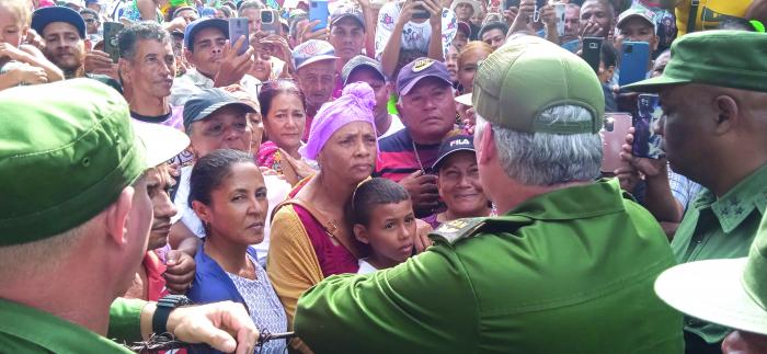 Pilón, de un heroísmo que le retraquetea