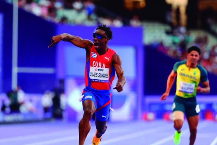 Yamel Luis Vives, primer medallista de Cuba en los Juegos 
Paralímpicos de París-2024. foto: calixto n. llanes