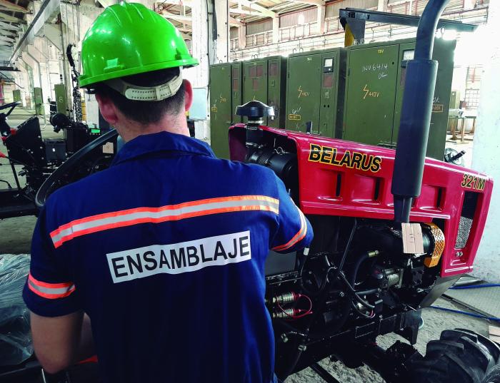 La recuperación de la industria requiere de la participación de todos. foto: Germán Veloz Placencia	
