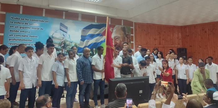 Jóvenes camagüeyanos en la primera línea de enfrentamiento ante lo mal hecho