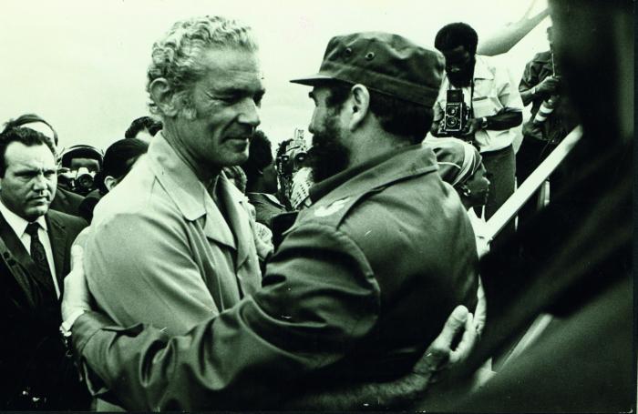 Fidel admiró la calidad humana, honestidad, sencillez y modestia de Michael Manley. FOTO: JORGE OLLER