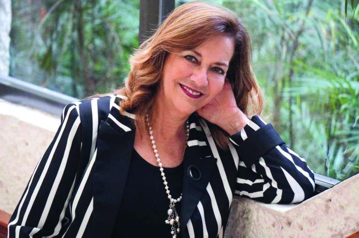 La cantante María Elena Pena, reconocida como La Dama del Bolero. 
Foto tomada del perfil de facebook de la artista